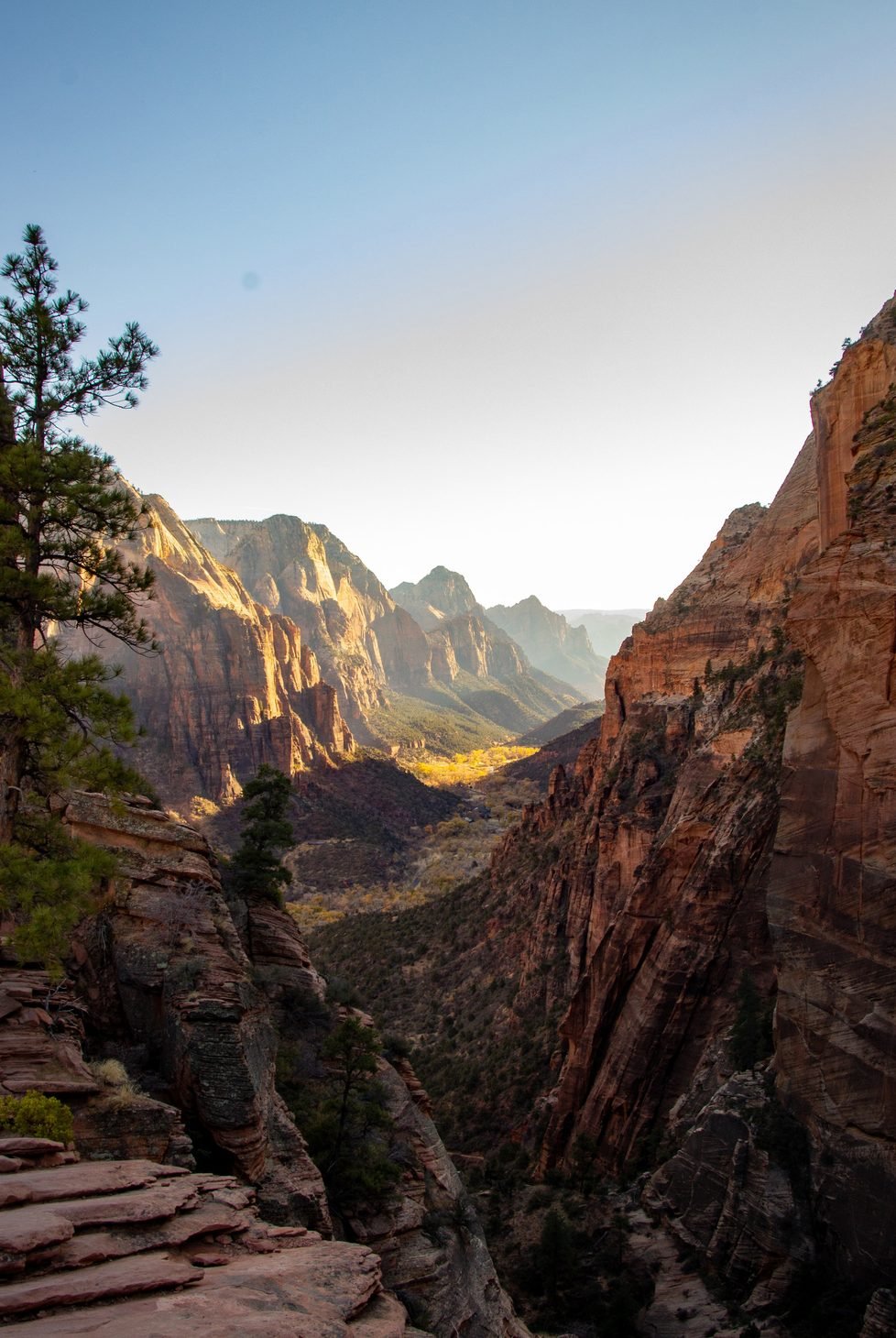 Southwestern USA landscapes and mountains