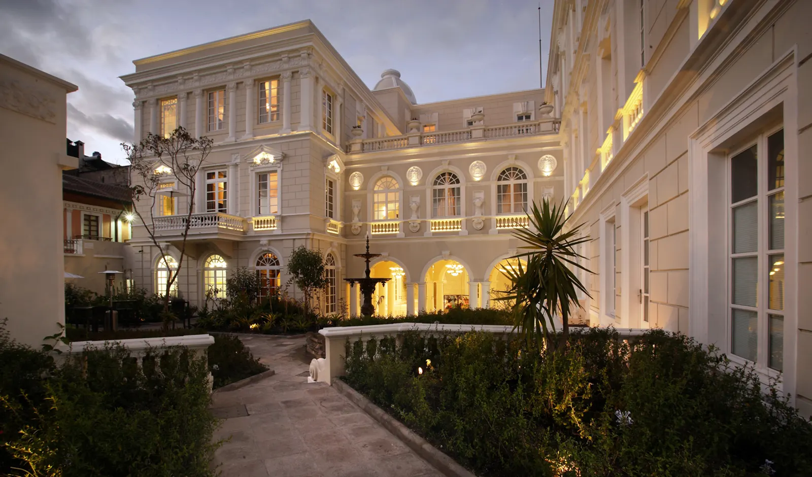 Quito: Intrepid Cultural Discoveries