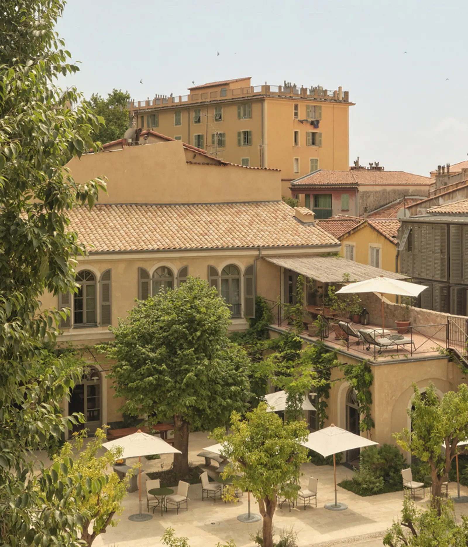 Provence: Sip Wine & Bottle Your Own Scent
