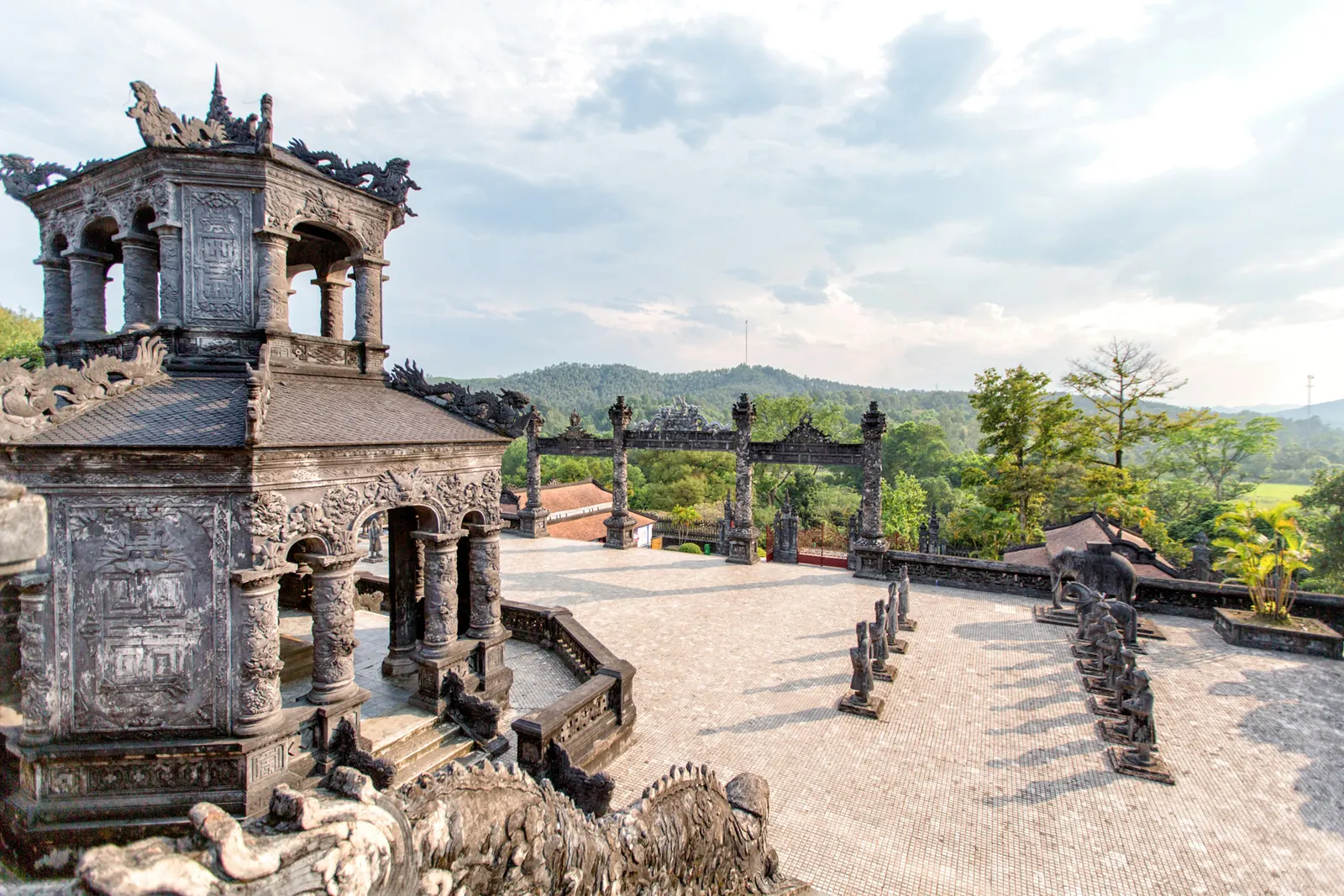 Tomb Khai Dinh, Vietnam