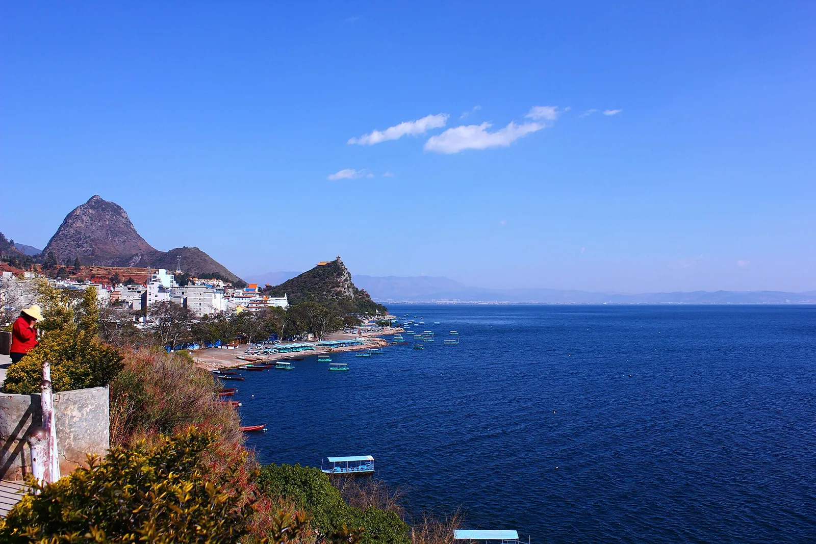 Fuxian Lake and Luchong Scenic Resort