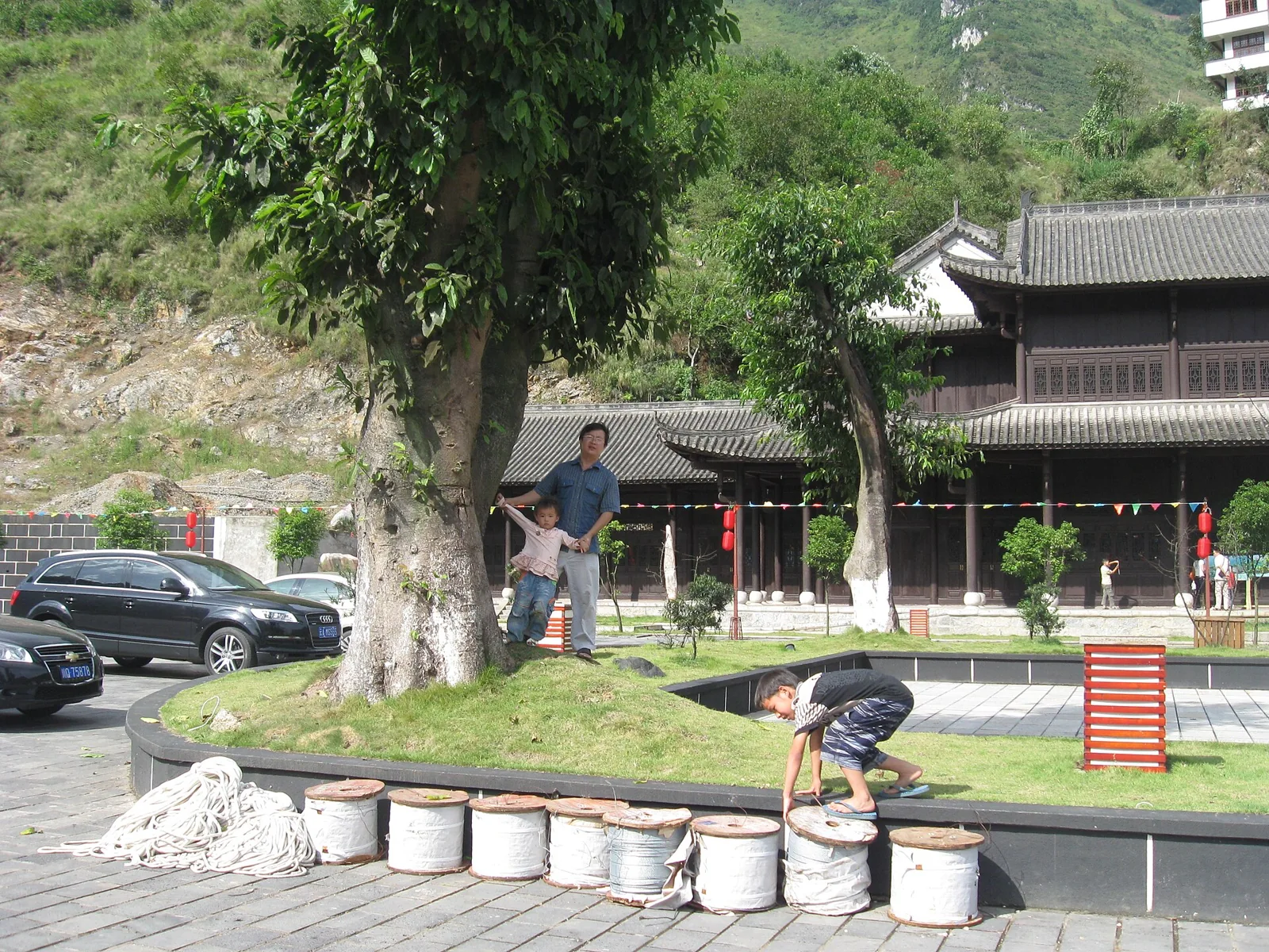 Yanjin Mountain Villages travel guide — Zhaotong regional landscape