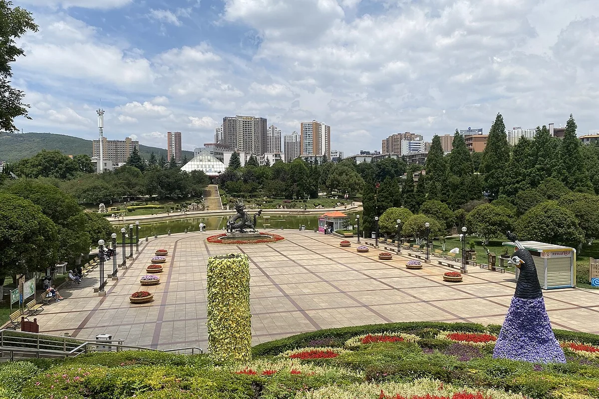曲靖市龙潭公园 - 2023-06-18 02.jpg