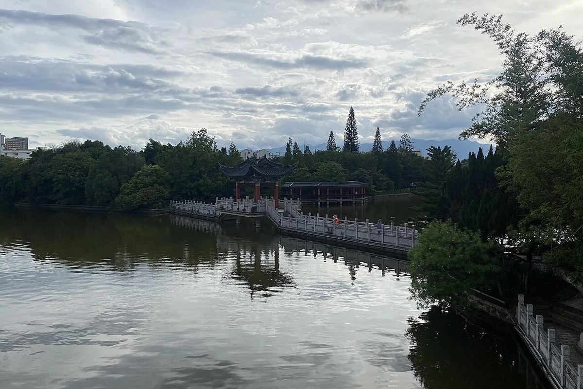 南湖公园 - 澜洄桥 - 2023-06-30.jpg