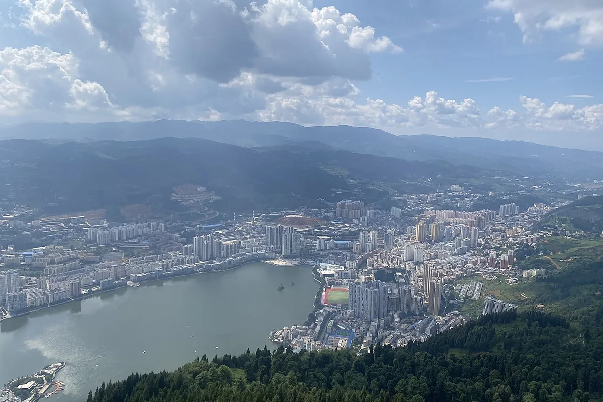 个旧市天际线 - 2023-08-13 07.jpg