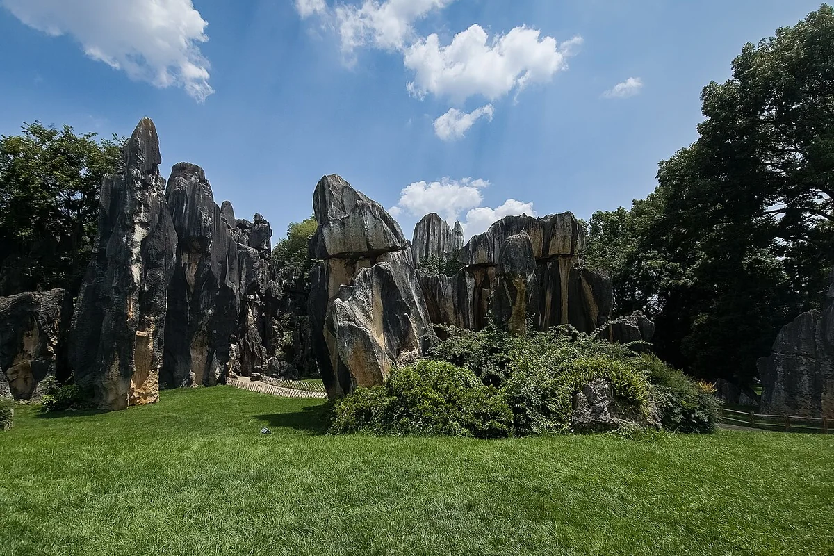 Shilin, Yunnan 24747.jpg