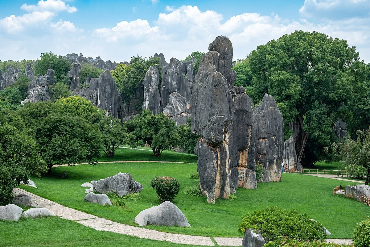 Shilin, Yunnan 24619.jpg