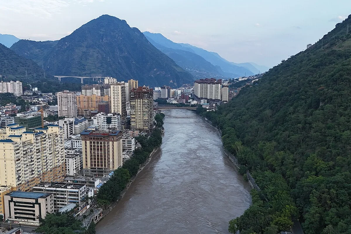 怒江泸水段 - 航拍 - 2024-05-31 01.jpg