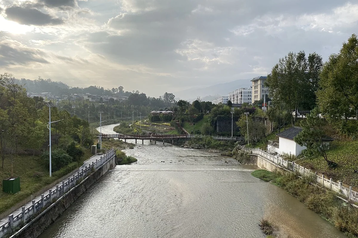 凤庆河凤庆段 - 2024-10-13 02.jpg