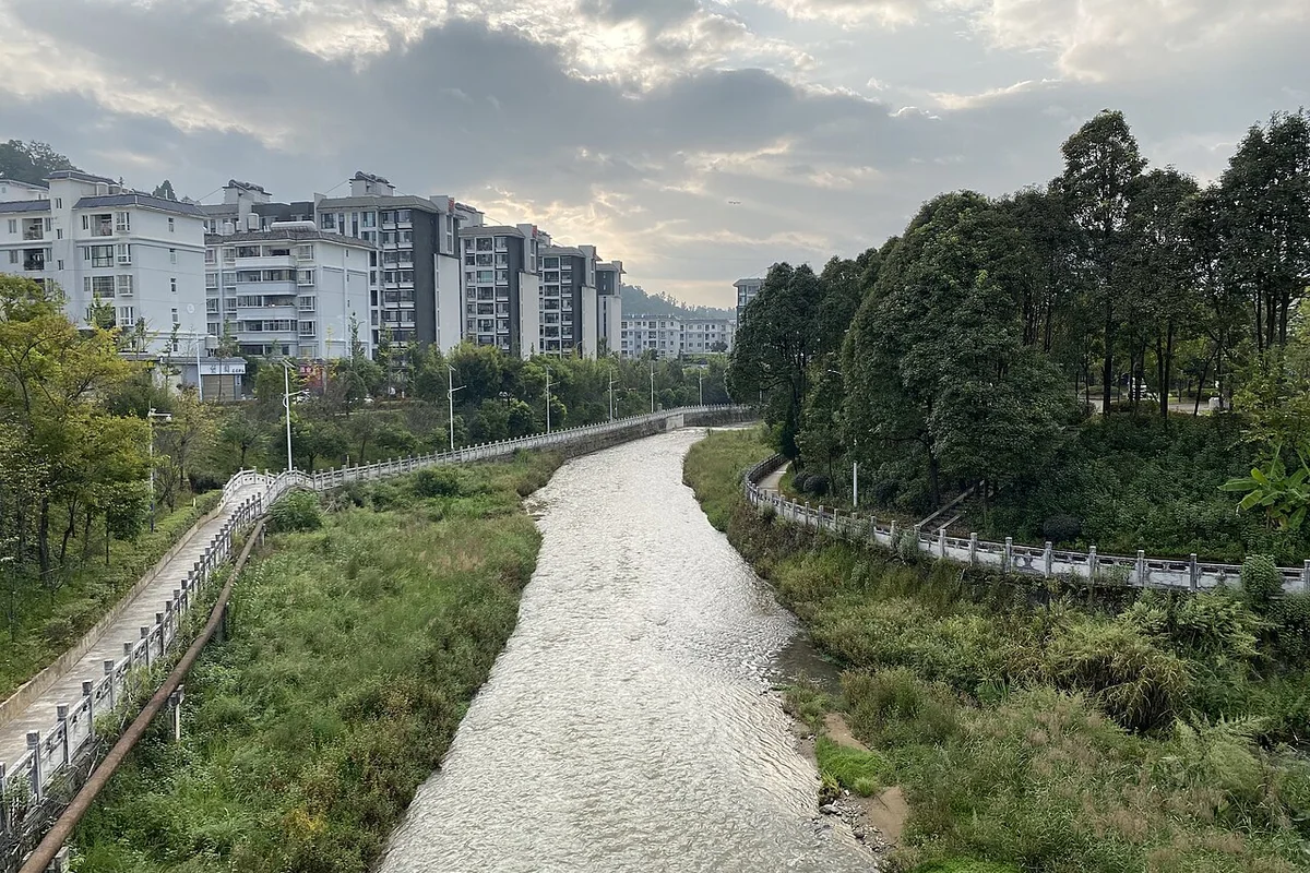 凤庆河凤庆段 - 2024-10-13 01.jpg