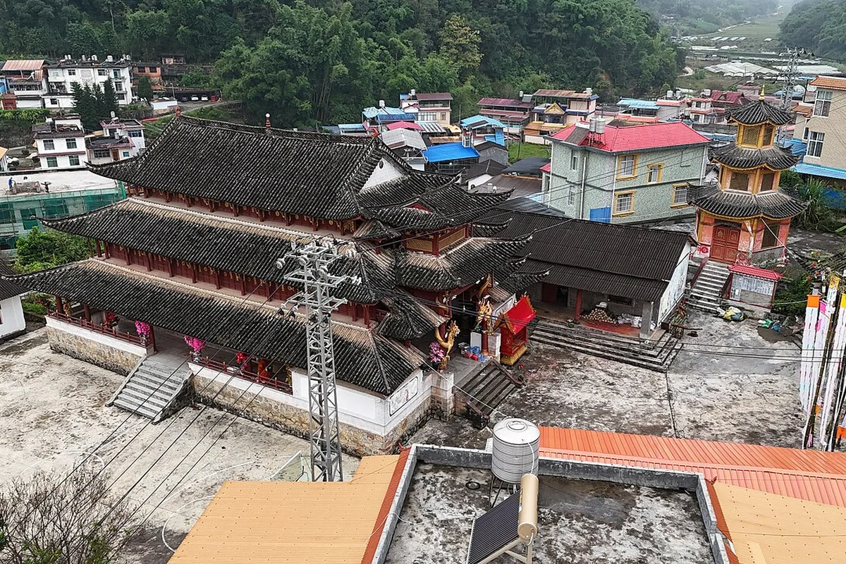 嘎里佛寺 - 航拍 - 2024-10-16 03.jpg