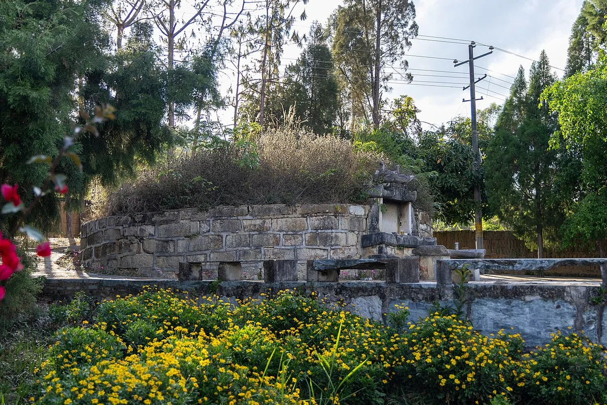 团山村 - 张福之墓 - 2025-05-04 02.jpg
