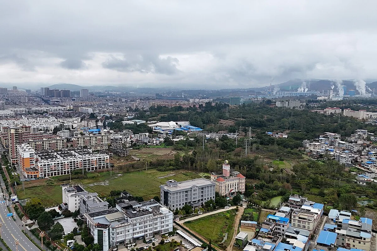 禄丰市天际线 - 航拍 - 2025-11-05 01.jpg