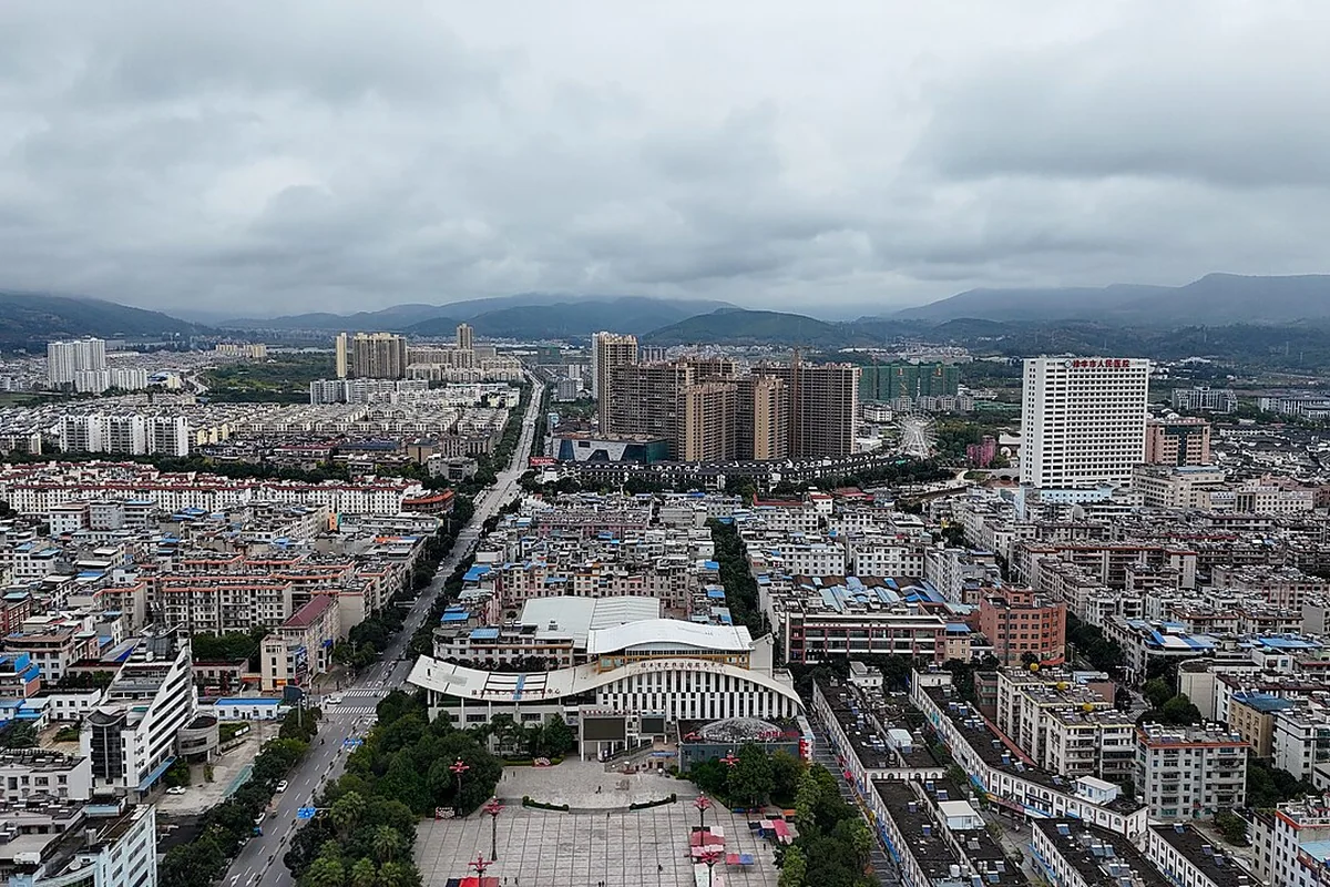 禄丰市天际线 - 航拍 - 2025-11-05 03.jpg
