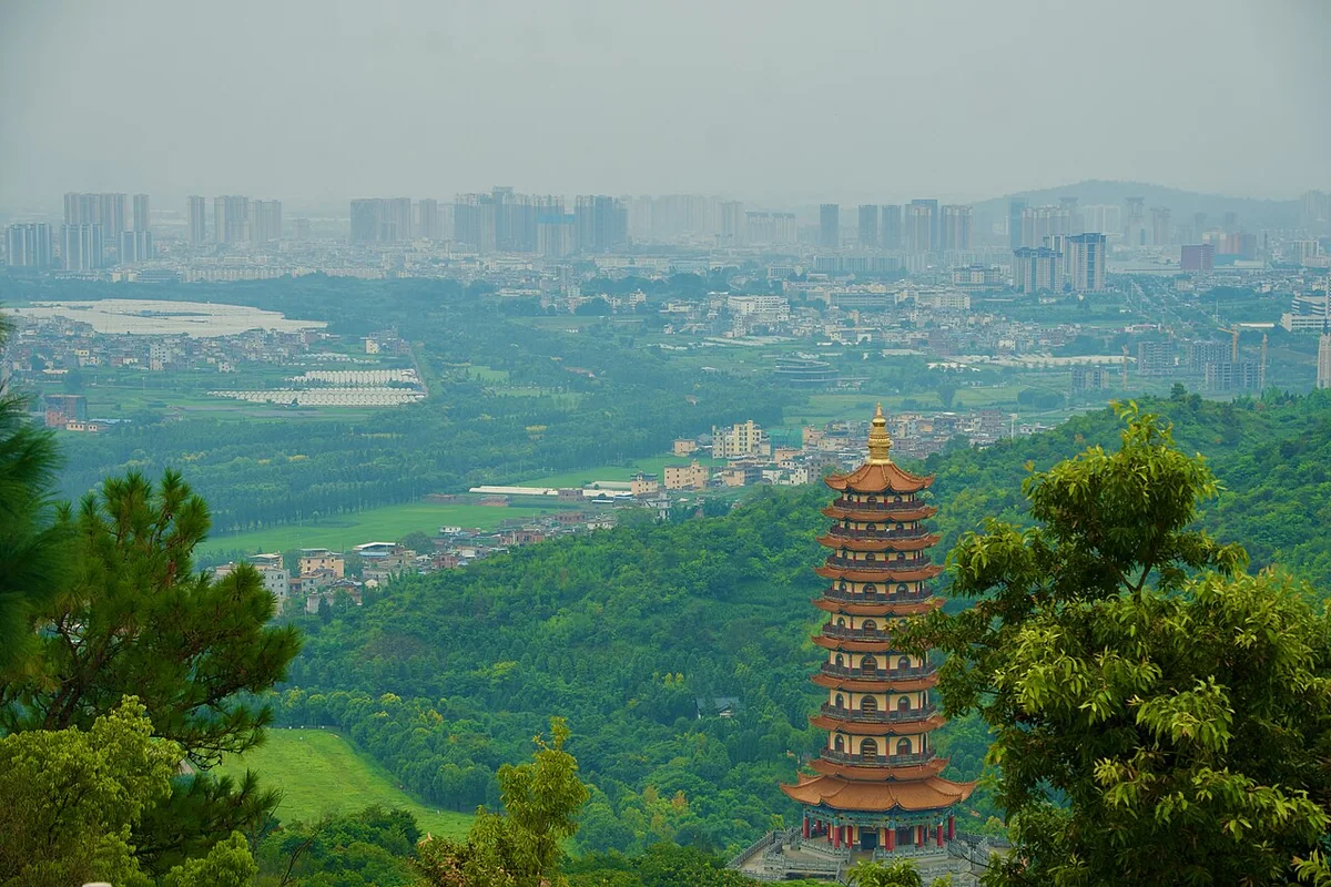 DSC-Longhua Pagoda of Jingping Hill.jpg