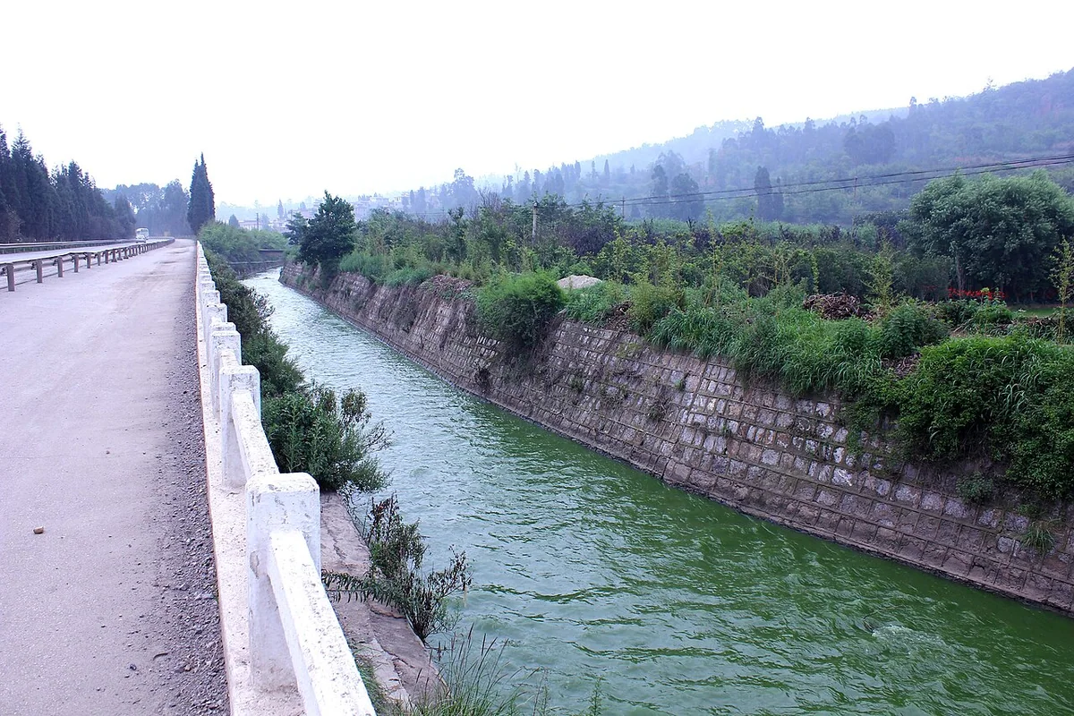 Sha River in Anning City.jpg