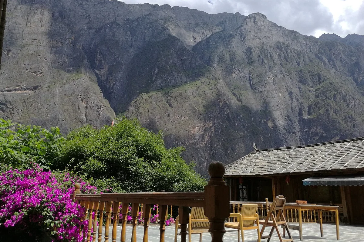 Shangri-La, Deqen, Yunnan, China - panoramio - Sean Spring Xia.jpg