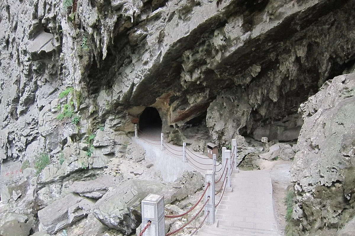 Shizong - panoramio (5).jpg