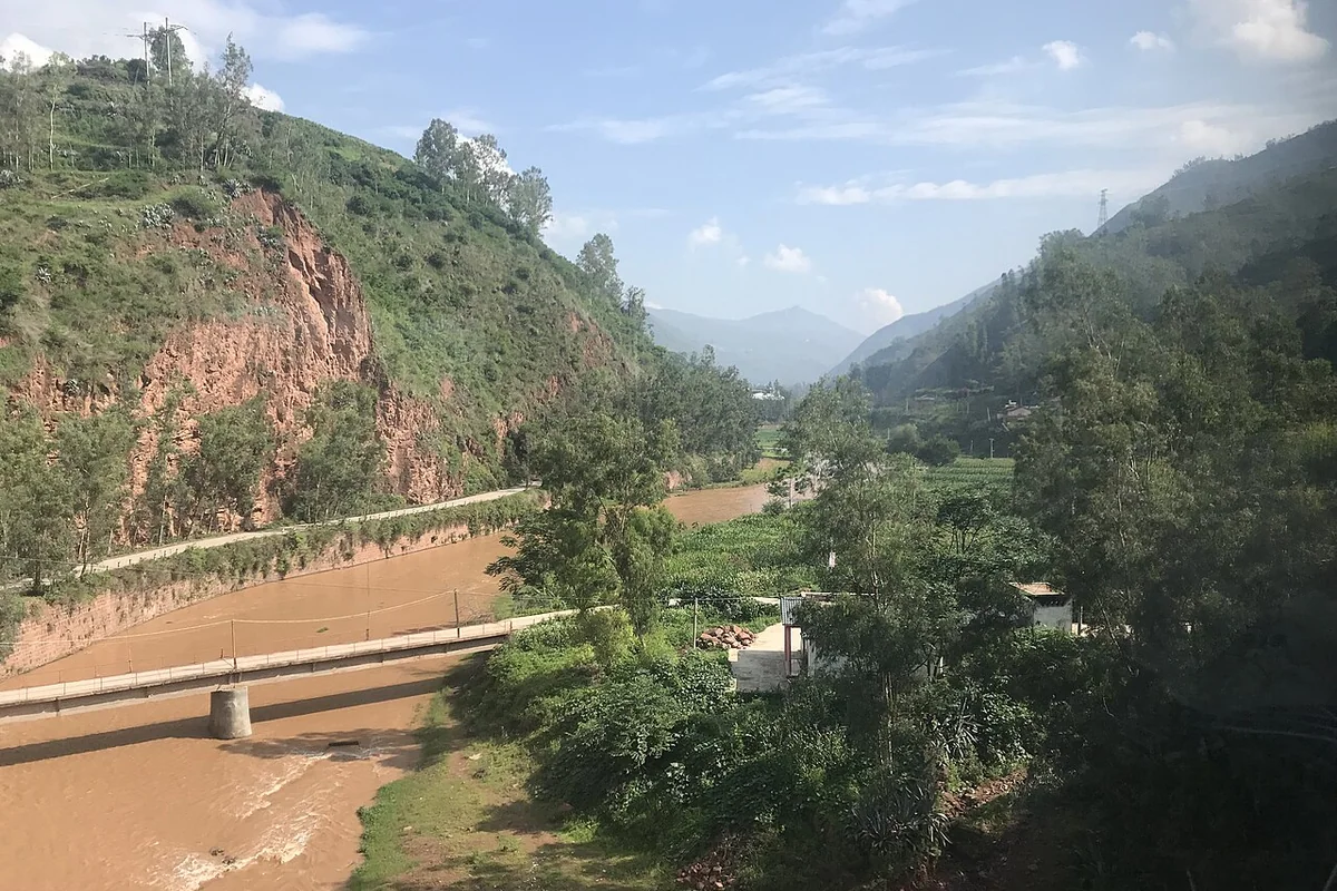 201908 Longchuan River in Yinggezui.jpg